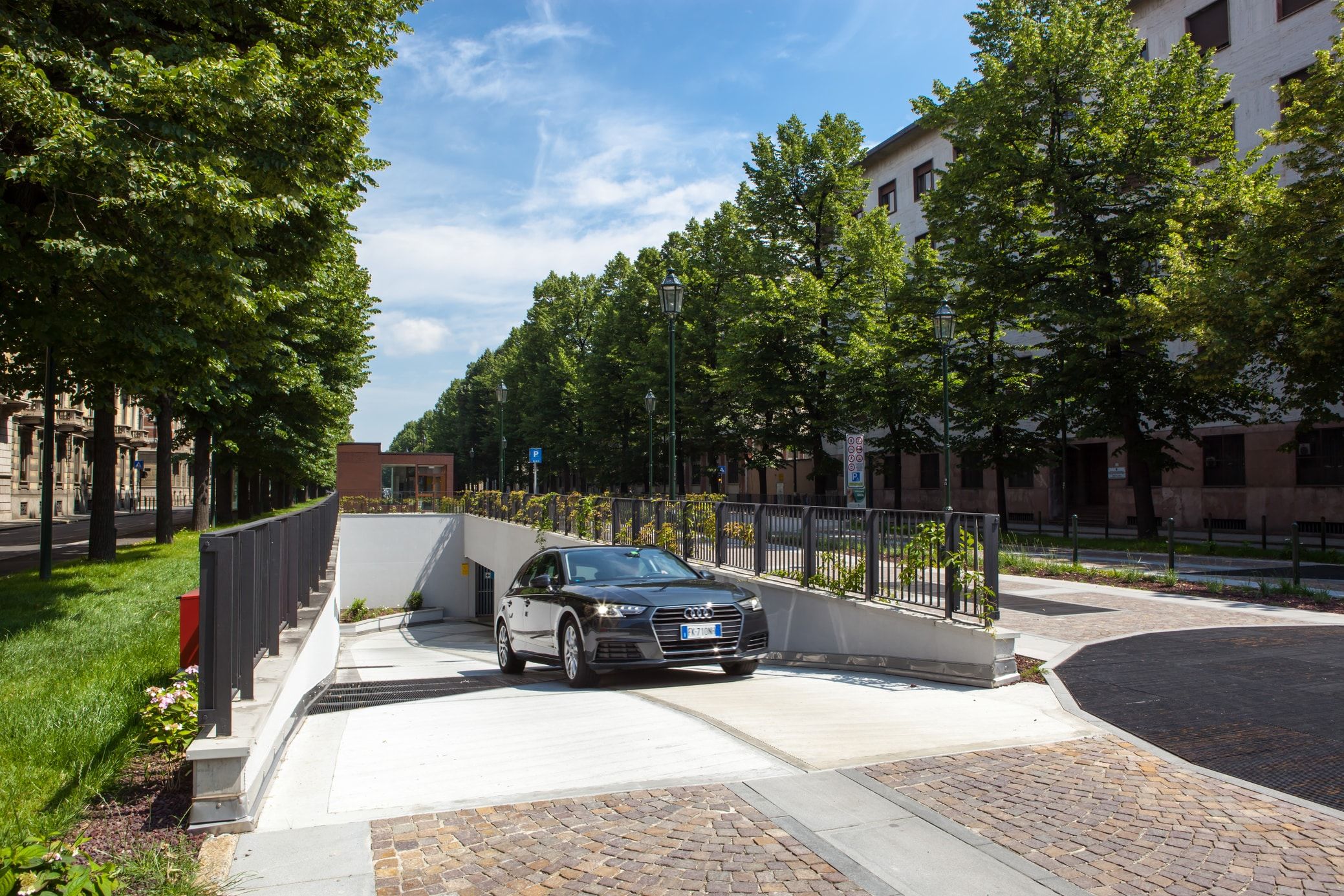 Corso Galilei Ferrari 05