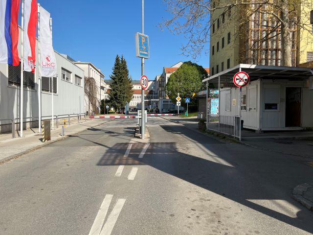 Parkirišče UKC MB (PSIH)