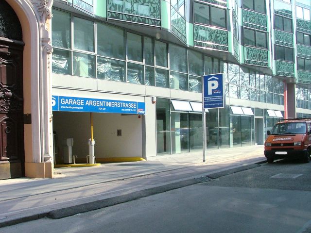 Garage Argentinierstraße_hero