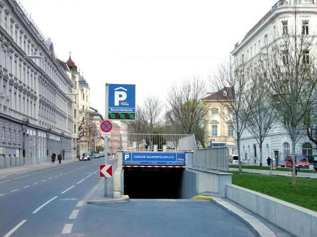 Garage Bauernfeldplatz