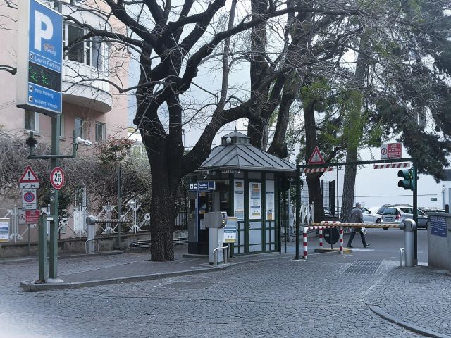 Parcheggio Laurin Parking