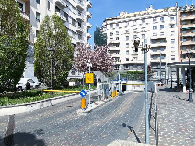 Parcheggio Via Manuzio